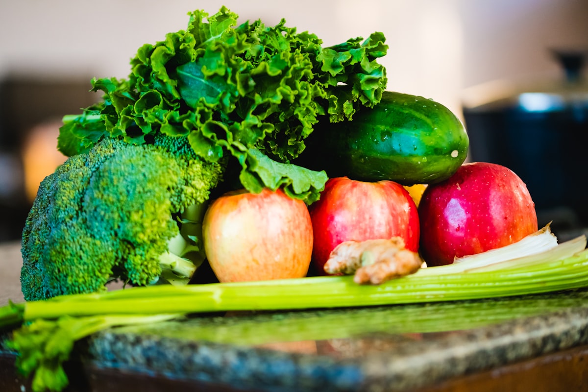 Alimentación equilibrada y hábitos saludables